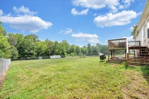 Exterior - 1064 Lipscomb Rd, Moneta, VA 24121 photo 6 of 7