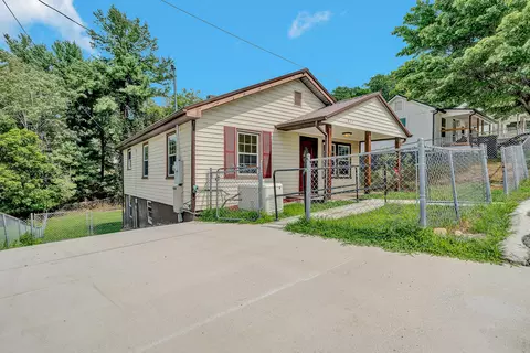 Other - 511 Patterson Ave, Pulaski, VA 24301 photo 2 of 5