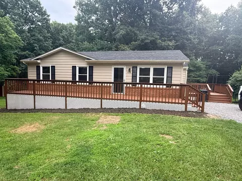 5338 Keffer Rd, Catawba, VA 24070