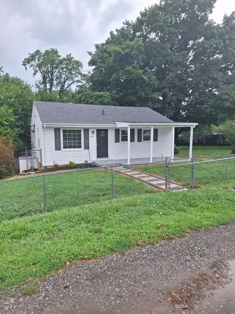 4034 Maine Ave NW, Roanoke, VA 24017