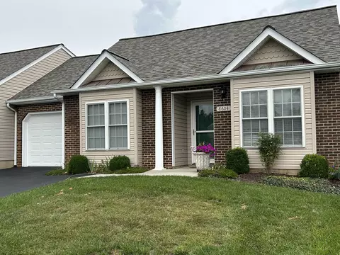 8604 S Bend Dr, Roanoke, VA 24019