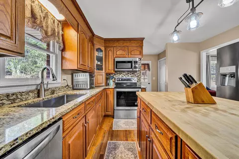 Kitchen - 1488 Henry Rd, Ferrum, VA 24088 photo 4 of 5