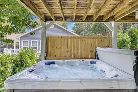 Exterior - 6015 Smith Mountain Rd, Penhook, VA 24137 photo 5 of 14