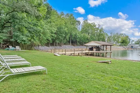 Exterior - 6015 Smith Mountain Rd, Penhook, VA 24137 photo 4 of 14