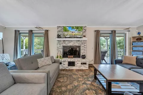 Living - 6015 Smith Mountain Rd, Penhook, VA 24137 photo 2 of 6