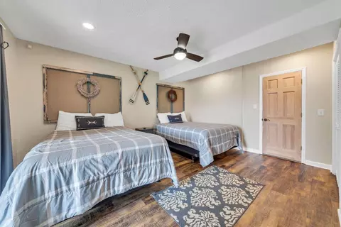 Bedroom - 6015 Smith Mountain Rd, Penhook, VA 24137 photo 8 of 10