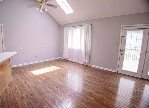 Living - 6297 Alpine Ln, Wise, VA 24293 photo 3 of 6
