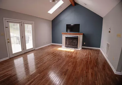 Living - 6297 Alpine Ln, Wise, VA 24293 photo 1 of 6