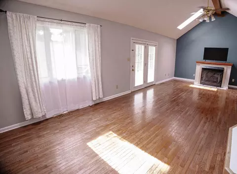 Living - 6297 Alpine Ln, Wise, VA 24293 photo 6 of 6