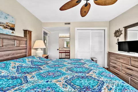 Bedroom - 6605 Smith Mountain Rd #111, Penhook, VA 24137 photo 2 of 4