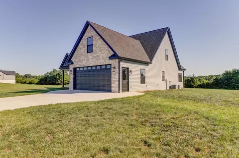 Exterior - 1610 Wells Rd, Bedford, VA 24523 photo 2 of 9