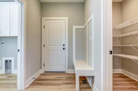 Entry Way - 1610 Wells Rd, Bedford, VA 24523 photo 5 of 10