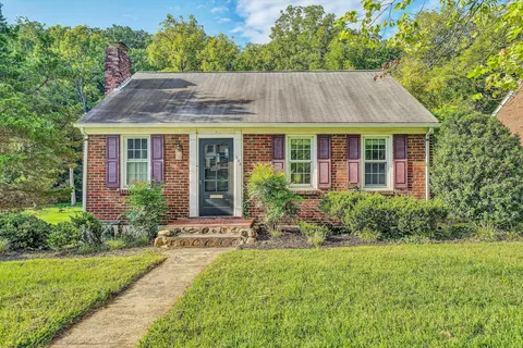 906 Brandon Ave SW, Roanoke, VA 24015