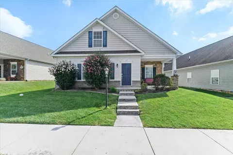 110 Roudabush Dr NW, Christiansburg, VA 24073