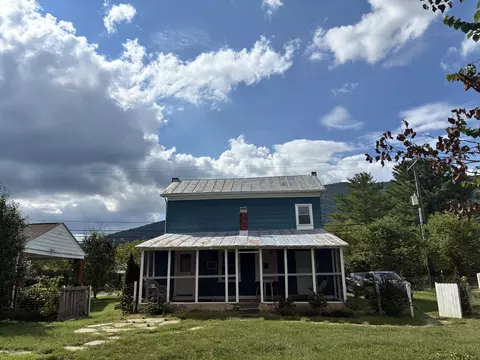 Other - 334 Lowe St, Buchanan, VA 24066 photo 7 of 9