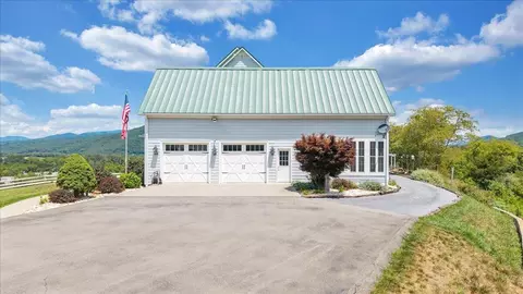 Exterior - 544 Pico Rd, Buchanan, VA 24066 photo 41 of 42