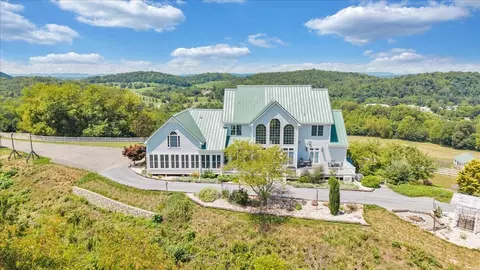 Exterior - 544 Pico Rd, Buchanan, VA 24066 photo 23 of 42