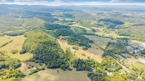 View/Area - 544 Pico Rd, Buchanan, VA 24066 photo 6 of 9