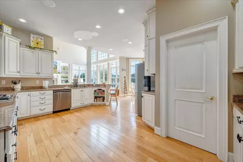 Kitchen - 544 Pico Rd, Buchanan, VA 24066 photo 6 of 13