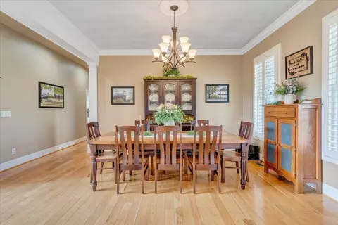 Dining - 544 Pico Rd, Buchanan, VA 24066 photo 2 of 10