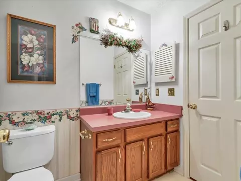 Bath - 446 Ellsworth Ct, Ridgeway, VA 24148 photo 1 of 5