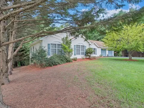Exterior - 446 Ellsworth Ct, Ridgeway, VA 24148 photo 5 of 11