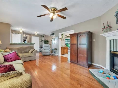 Living - 446 Ellsworth Ct, Ridgeway, VA 24148 photo 4 of 4