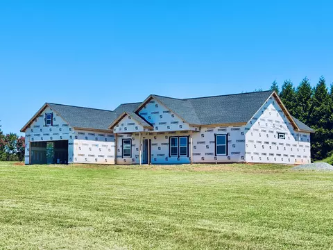 224 Nyle Ridge Rd, Wirtz, VA 24184