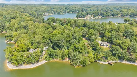 6325 Horseshoe Bend Rd, Goodview, VA 24095 photo 7