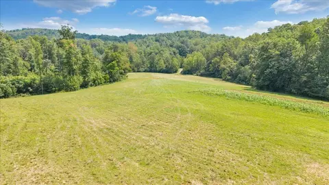 5105 Haw Patch Rd, Ferrum, VA 24088 photo 9