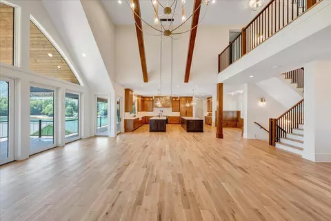 Living - 34 Mountain Glen Dr, Penhook, VA 24137 photo 3 of 3