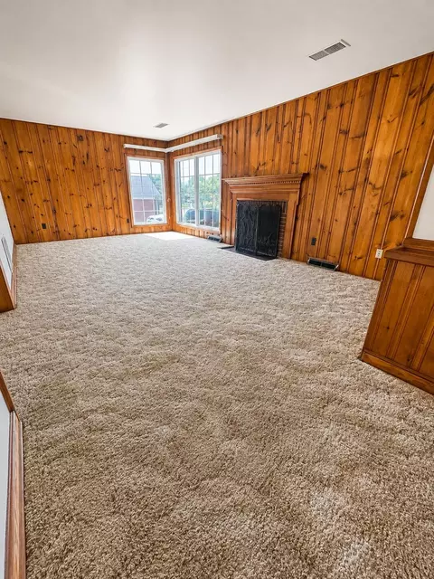 Living - 449 E Madison St, Covington, VA 24426 photo 1 of 6