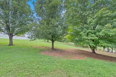 Exterior - 59 Eagle Rdg, Roanoke, VA 24012 photo 8 of 10