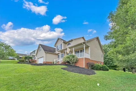 Exterior - 59 Eagle Rdg, Roanoke, VA 24012 photo 9 of 11