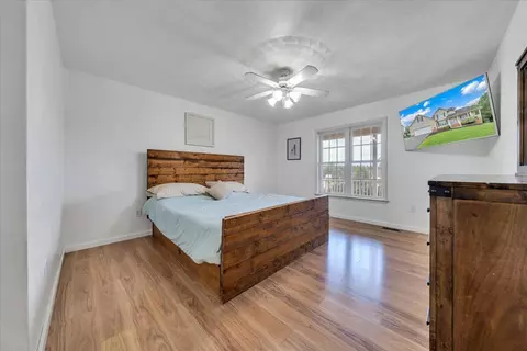 Bedroom - 59 Eagle Rdg, Roanoke, VA 24012 photo 2 of 6