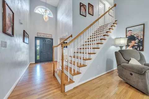 Entry Way - 59 Eagle Rdg, Roanoke, VA 24012 photo 4 of 6