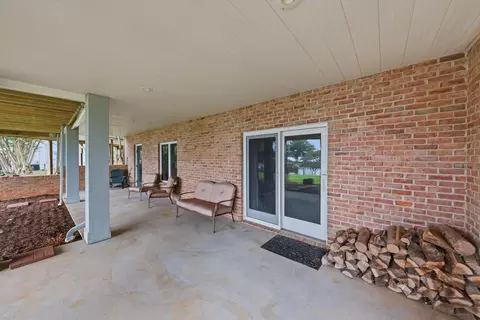 Exterior - 121 Penhook Pt, Penhook, VA 24137 photo 6 of 9
