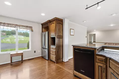Kitchen - 121 Penhook Pt, Penhook, VA 24137 photo 4 of 4