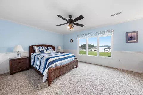 Bedroom - 121 Penhook Pt, Penhook, VA 24137 photo 3 of 5