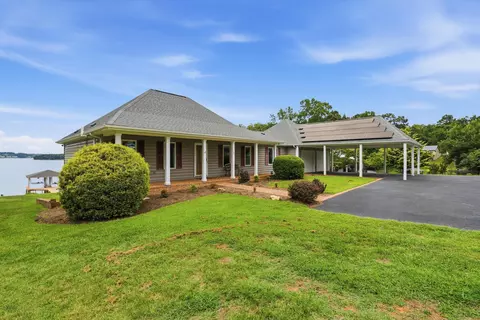 Exterior - 121 Penhook Pt, Penhook, VA 24137 photo 1 of 9