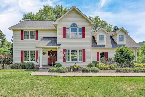 174 Pheasant Run, Cloverdale, VA 24077