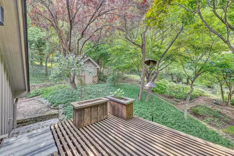 Exterior - 705 Beech Rd, Salem, VA 24153 photo 6 of 28