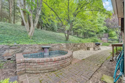 Exterior - 705 Beech Rd, Salem, VA 24153 photo 5 of 28