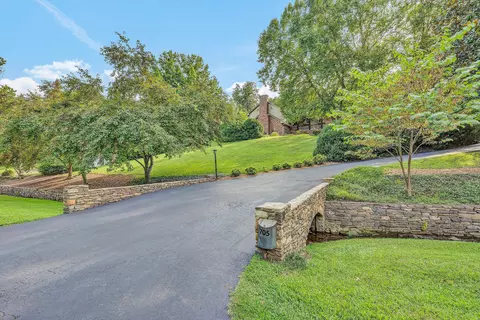 Exterior - 705 Beech Rd, Salem, VA 24153 photo 27 of 28