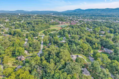 View/Area - 705 Beech Rd, Salem, VA 24153 photo 5 of 8
