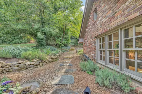 Exterior - 705 Beech Rd, Salem, VA 24153 photo 14 of 28