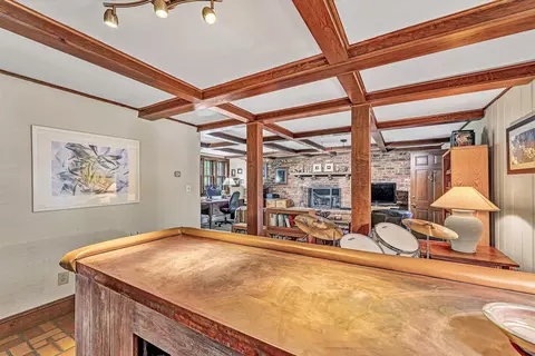 Entry Way - 705 Beech Rd, Salem, VA 24153 photo 6 of 10