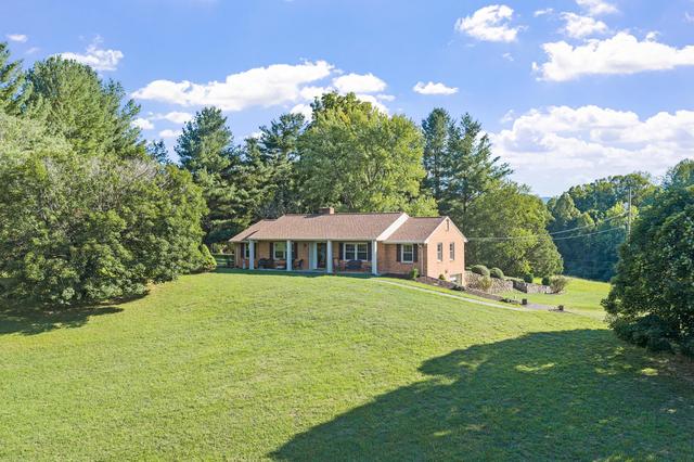 537 Blue Ridge Tpk, Fincastle, VA 24090