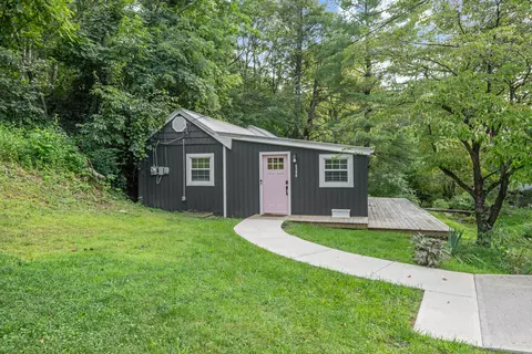 4398 Lee Hwy, Troutville, VA 24175