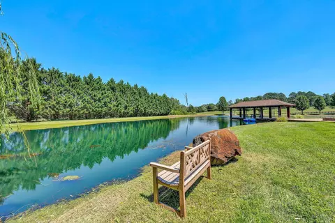 View/Area - 1237 Cochese Dr, Moneta, VA 24121 photo 12 of 15